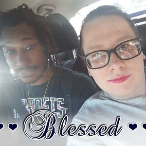 Meet your Posher, Leigh